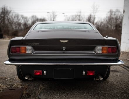 Aston Martin V8 Vantage Oscar India