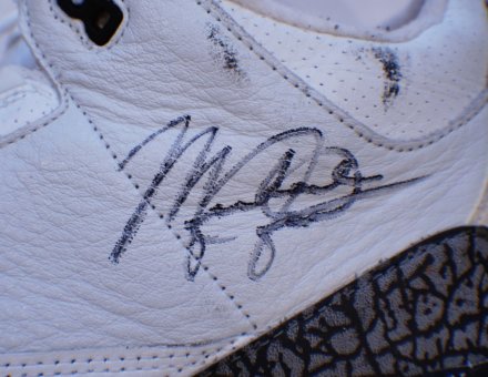 1988 Michael Jordan Nike Air Jordan III Sneakers (Signed)