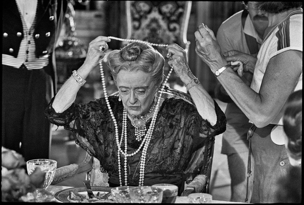 Bette Davis on the film set of Death on the Nile.